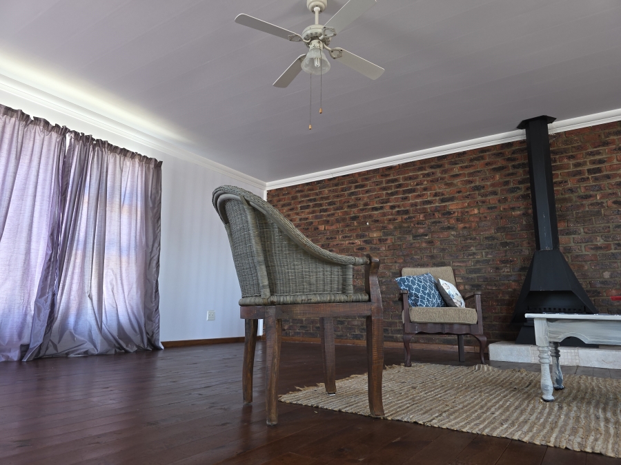6 Bedroom Property for Sale in Dana Bay Western Cape